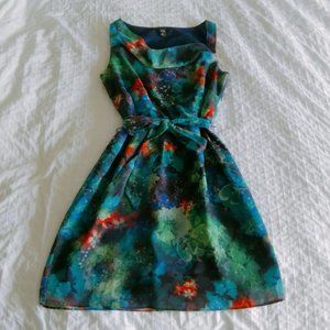 CHIC Watercolor Floral Pattern Sleeveless Dress